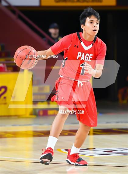 Thumbnail 2 in Alchesay vs. Page - Native American Basketball Classic photogallery.