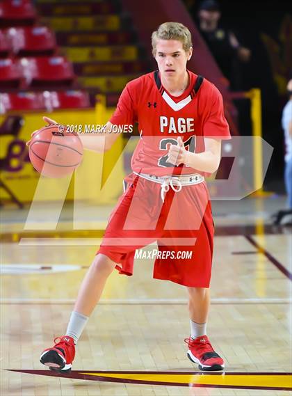 Thumbnail 1 in Alchesay vs. Page - Native American Basketball Classic photogallery.