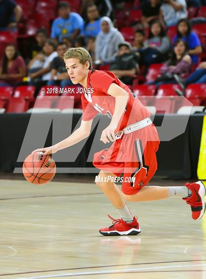 Thumbnail 2 in Alchesay vs. Page - Native American Basketball Classic photogallery.