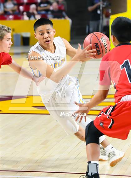 Thumbnail 2 in Alchesay vs. Page - Native American Basketball Classic photogallery.