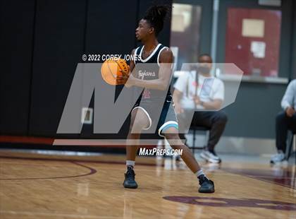 Thumbnail 2 in Dougherty vs Southwest (Hypesouth Hardwood Invitational) photogallery.