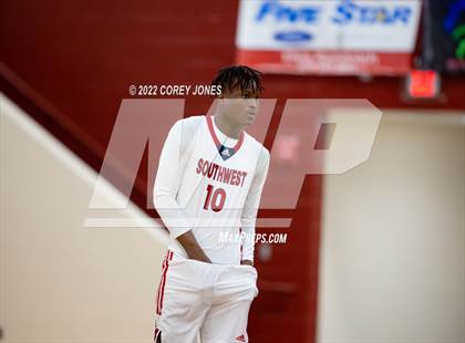 Thumbnail 1 in Dougherty vs Southwest (Hypesouth Hardwood Invitational) photogallery.