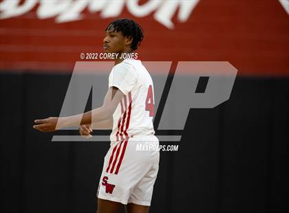 Thumbnail 1 in Dougherty vs Southwest (Hypesouth Hardwood Invitational) photogallery.