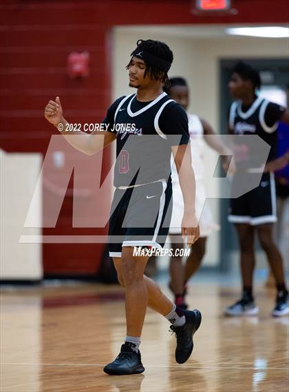 Thumbnail 3 in Dougherty vs Southwest (Hypesouth Hardwood Invitational) photogallery.