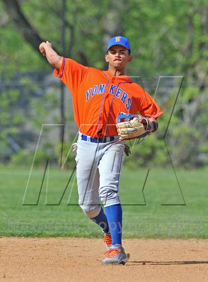 Thumbnail 3 in Yonkers @ Eastchester photogallery.