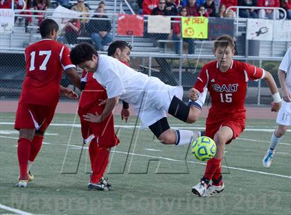 Thumbnail 2 in Galt vs. Vista del Lago (CIF SJS D4 Final) photogallery.
