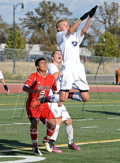 Thumbnail 3 in Galt vs. Vista del Lago (CIF SJS D4 Final) photogallery.