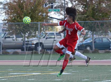 Thumbnail 2 in Galt vs. Vista del Lago (CIF SJS D4 Final) photogallery.