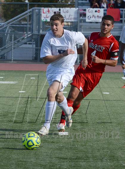 Thumbnail 1 in Galt vs. Vista del Lago (CIF SJS D4 Final) photogallery.