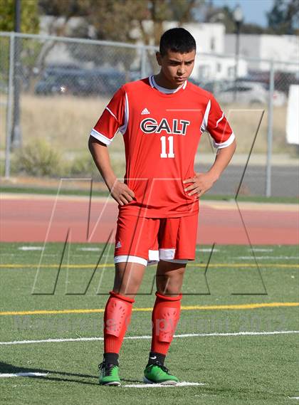 Thumbnail 3 in Galt vs. Vista del Lago (CIF SJS D4 Final) photogallery.