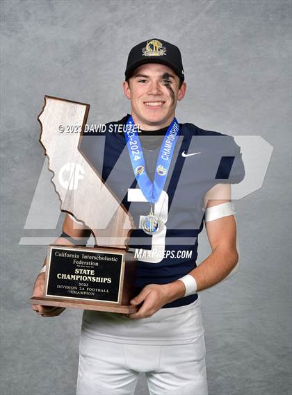 Thumbnail 1 in Central Valley Christian (CIF State D2A Awards) photogallery.