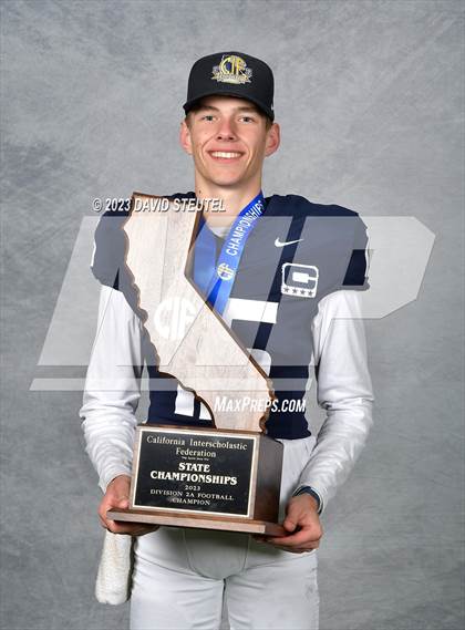 Thumbnail 1 in Central Valley Christian (CIF State D2A Awards) photogallery.