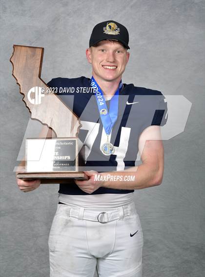 Thumbnail 2 in Central Valley Christian (CIF State D2A Awards) photogallery.
