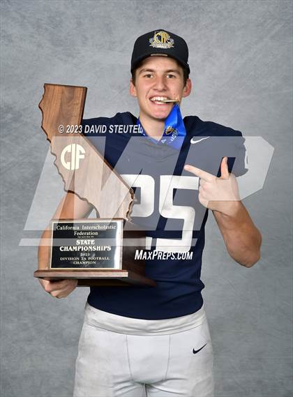 Thumbnail 3 in Central Valley Christian (CIF State D2A Awards) photogallery.