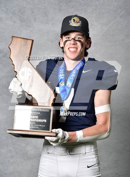 Thumbnail 2 in Central Valley Christian (CIF State D2A Awards) photogallery.