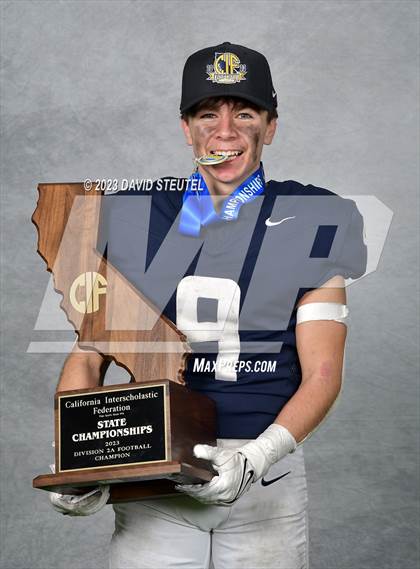 Thumbnail 3 in Central Valley Christian (CIF State D2A Awards) photogallery.