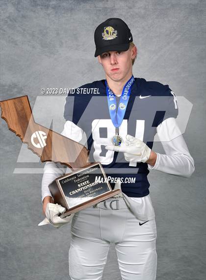 Thumbnail 3 in Central Valley Christian (CIF State D2A Awards) photogallery.