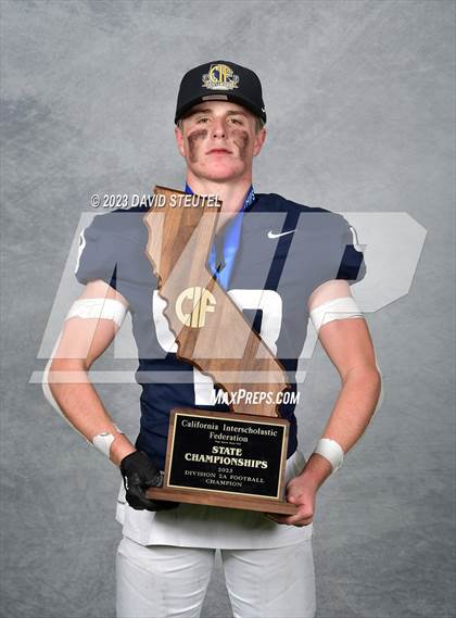 Thumbnail 1 in Central Valley Christian (CIF State D2A Awards) photogallery.