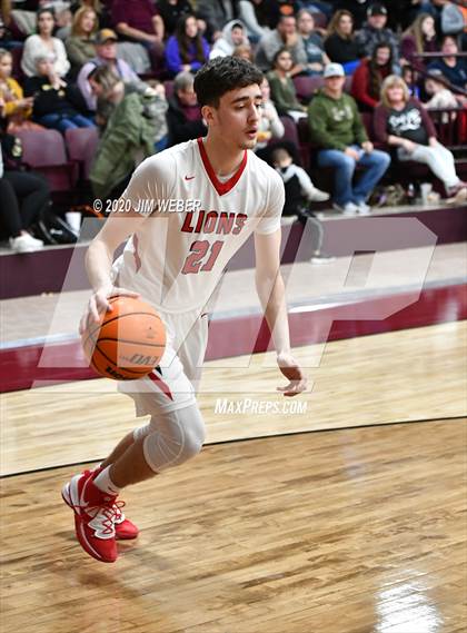 Thumbnail 1 in Howe vs Warner (OSSAA Area II Regional Semifinal) photogallery.