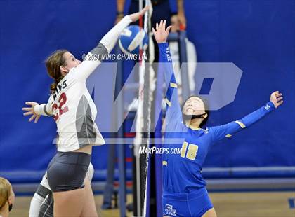 Thumbnail 1 in JSerra Catholic @ Santa Margarita photogallery.