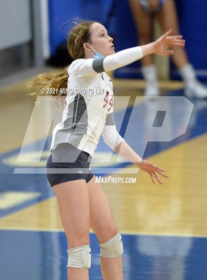 Thumbnail 3 in JSerra Catholic @ Santa Margarita photogallery.