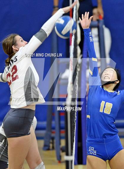 Thumbnail 2 in JSerra Catholic @ Santa Margarita photogallery.