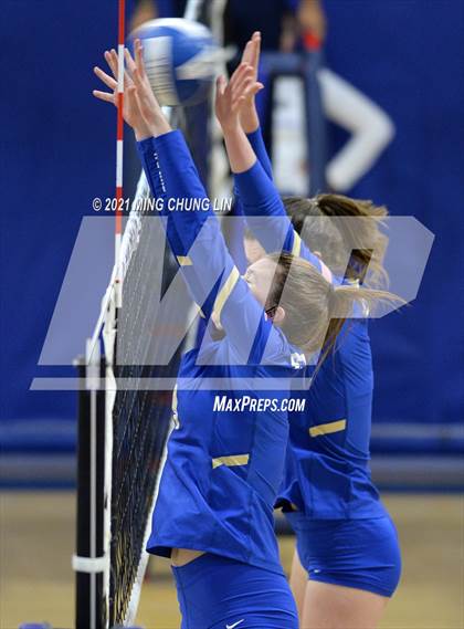 Thumbnail 1 in JSerra Catholic @ Santa Margarita photogallery.