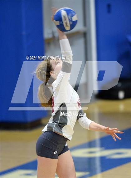 Thumbnail 2 in JSerra Catholic @ Santa Margarita photogallery.