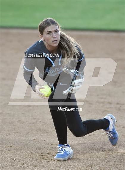 Thumbnail 3 in Norco vs. Great Oak (CIF-SS D1 Final) photogallery.