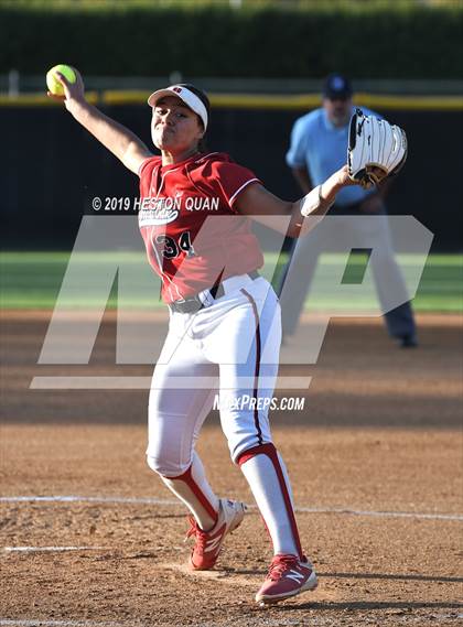 Thumbnail 3 in Norco vs. Great Oak (CIF-SS D1 Final) photogallery.