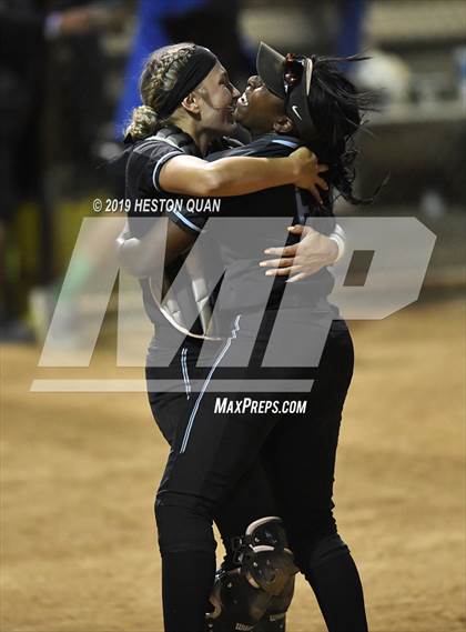 Thumbnail 1 in Norco vs. Great Oak (CIF-SS D1 Final) photogallery.