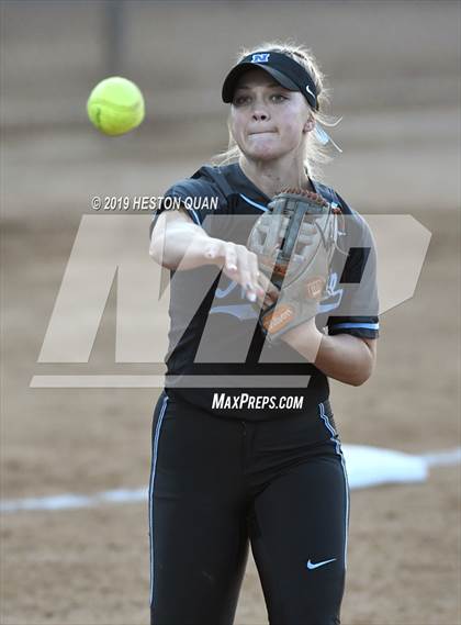 Thumbnail 2 in Norco vs. Great Oak (CIF-SS D1 Final) photogallery.