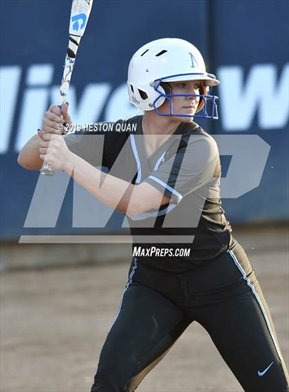 Thumbnail 2 in Norco vs. Great Oak (CIF-SS D1 Final) photogallery.