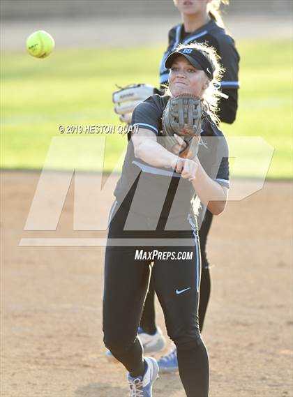 Thumbnail 1 in Norco vs. Great Oak (CIF-SS D1 Final) photogallery.