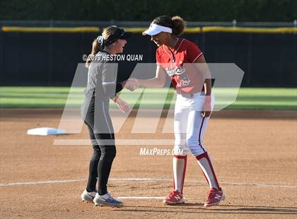 Thumbnail 3 in Norco vs. Great Oak (CIF-SS D1 Final) photogallery.
