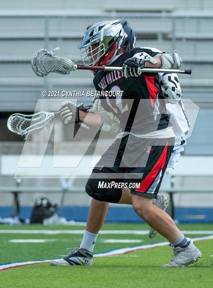 Thumbnail 3 in Eagle Valley vs Evergreen (CHSAA 4A Semifinal) photogallery.