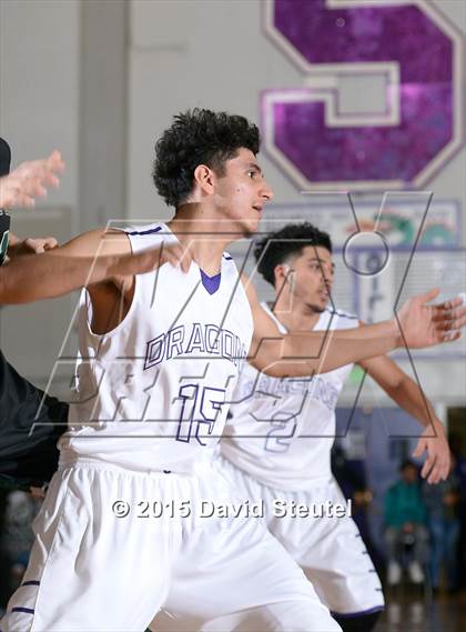 Thumbnail 2 in Granite Bay vs. Sacramento (St. Hope Elite Classic) photogallery.