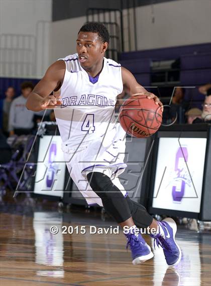 Thumbnail 1 in Granite Bay vs. Sacramento (St. Hope Elite Classic) photogallery.