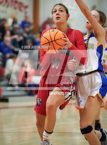 Thumbnail 2 in Lund vs Tonopah photogallery.