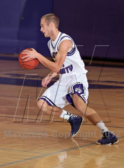 Thumbnail 2 in Oakland @ Sevier County (Winterfest Shootout) photogallery.