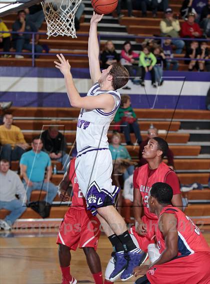 Thumbnail 3 in Oakland @ Sevier County (Winterfest Shootout) photogallery.