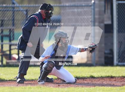 Thumbnail 3 in Bishop Grimes vs Marcellus photogallery.