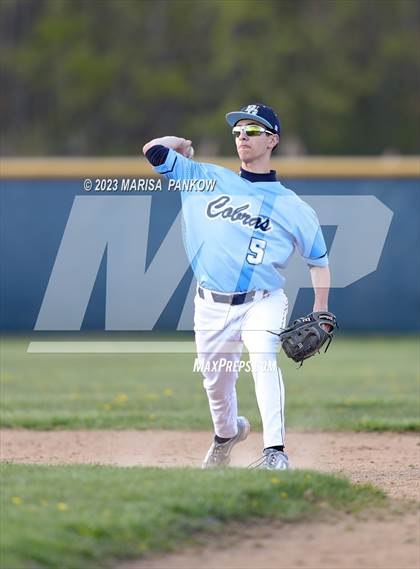 Thumbnail 3 in Bishop Grimes vs Marcellus photogallery.