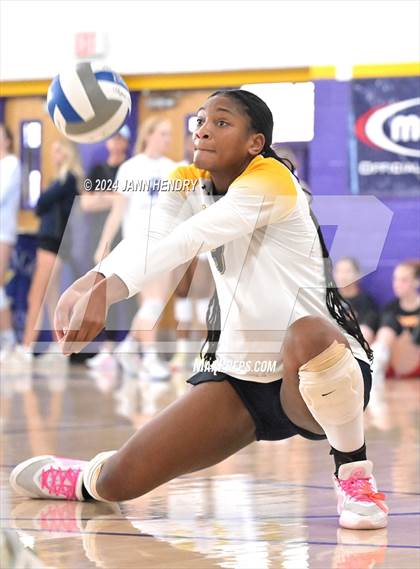 Thumbnail 3 in Prestonwood Christian vs. Los Alamitos (Durango Fall Classic) photogallery.