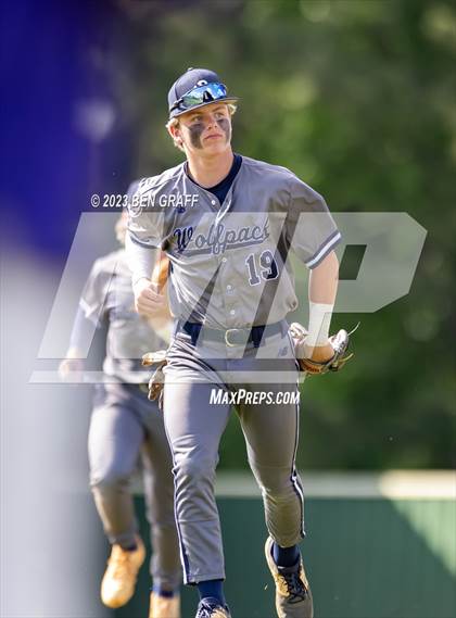 Thumbnail 3 in East Coweta vs North Paulding (GHSA 7A Round 2) photogallery.