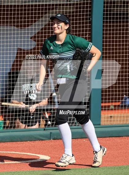 Thumbnail 2 in Neches vs. D'Hanis (UIL 1A Semifinal) photogallery.