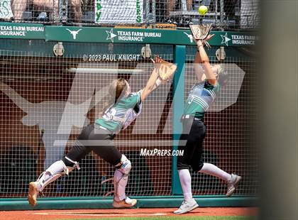 Thumbnail 1 in Neches vs. D'Hanis (UIL 1A Semifinal) photogallery.