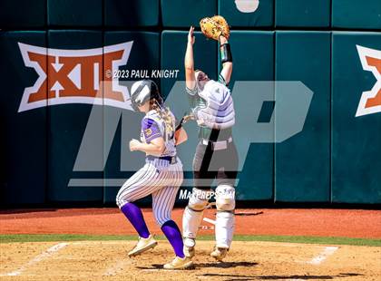 Thumbnail 2 in Neches vs. D'Hanis (UIL 1A Semifinal) photogallery.