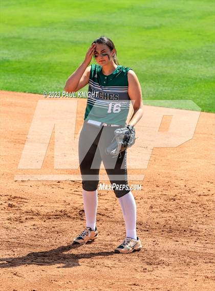 Thumbnail 2 in Neches vs. D'Hanis (UIL 1A Semifinal) photogallery.
