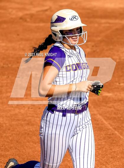 Thumbnail 1 in Neches vs. D'Hanis (UIL 1A Semifinal) photogallery.